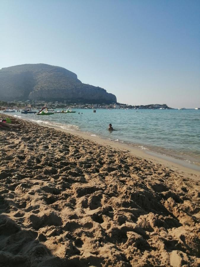 Casa Vacanza Mondello Relax Villa Palermo Bagian luar foto